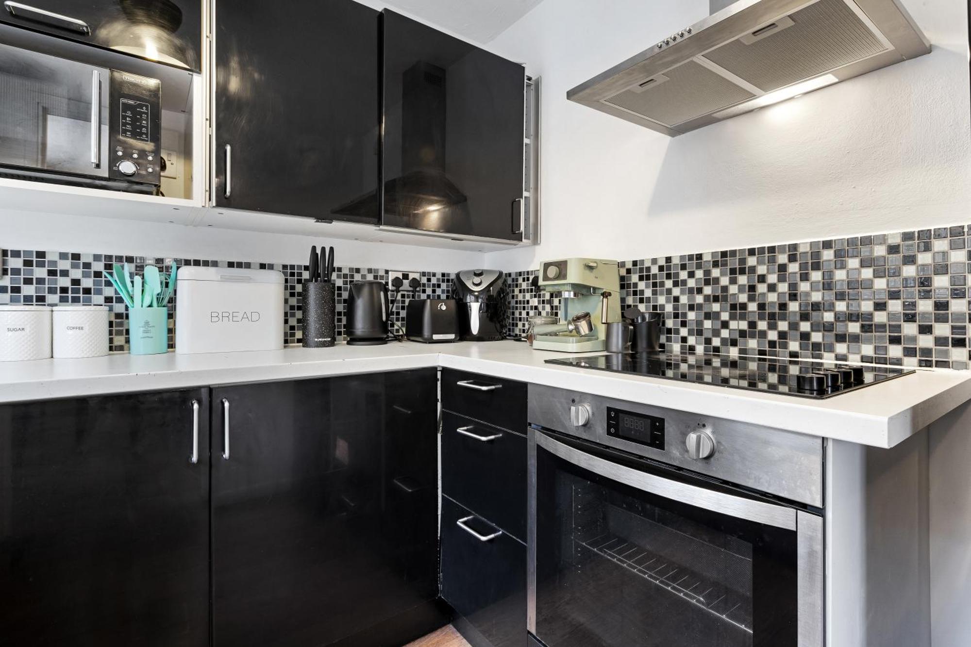 Quirky Canary 2Bed, Free Parking, Smart Tv & Games London Bagian luar foto
