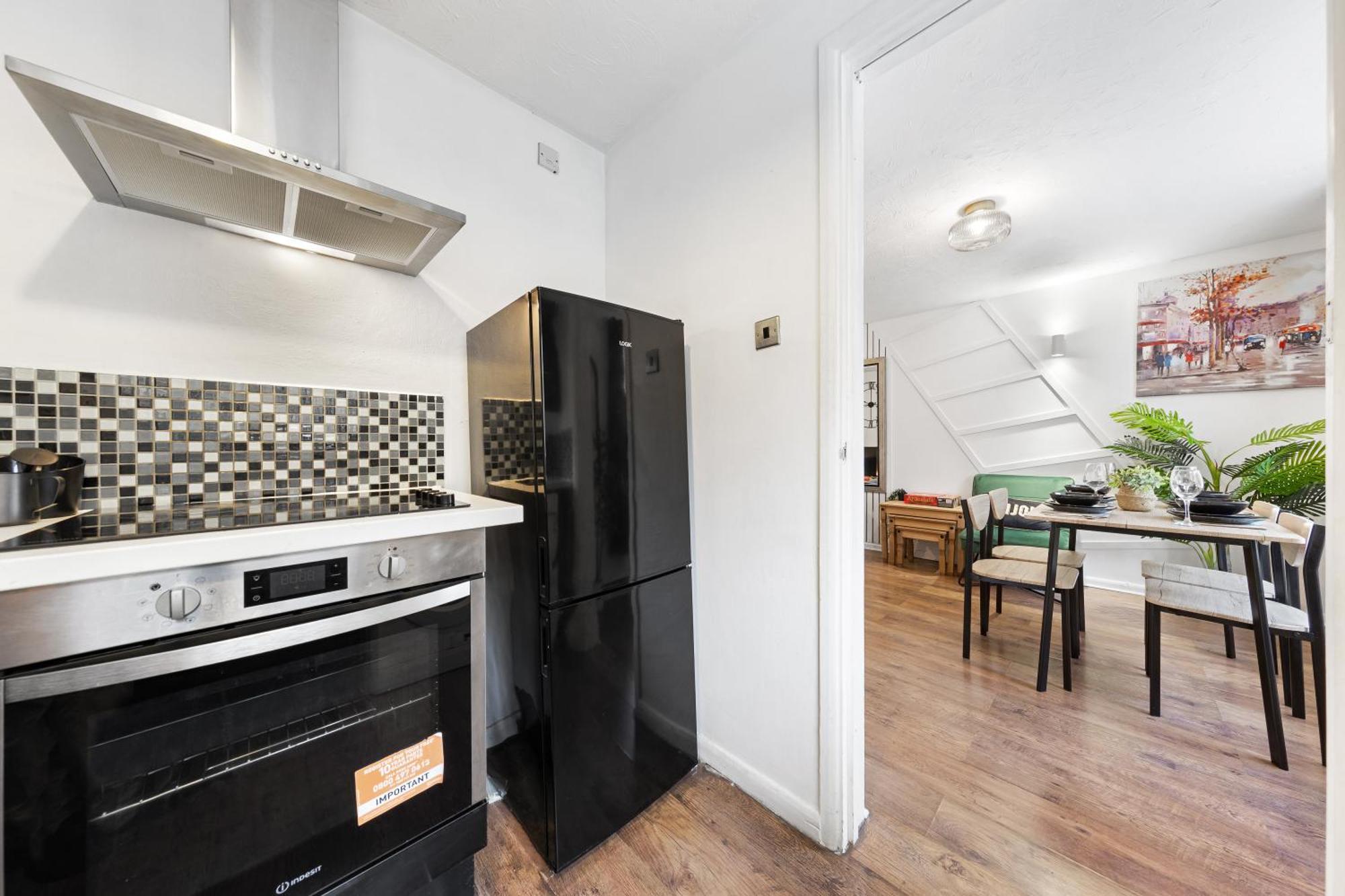 Quirky Canary 2Bed, Free Parking, Smart Tv & Games London Bagian luar foto