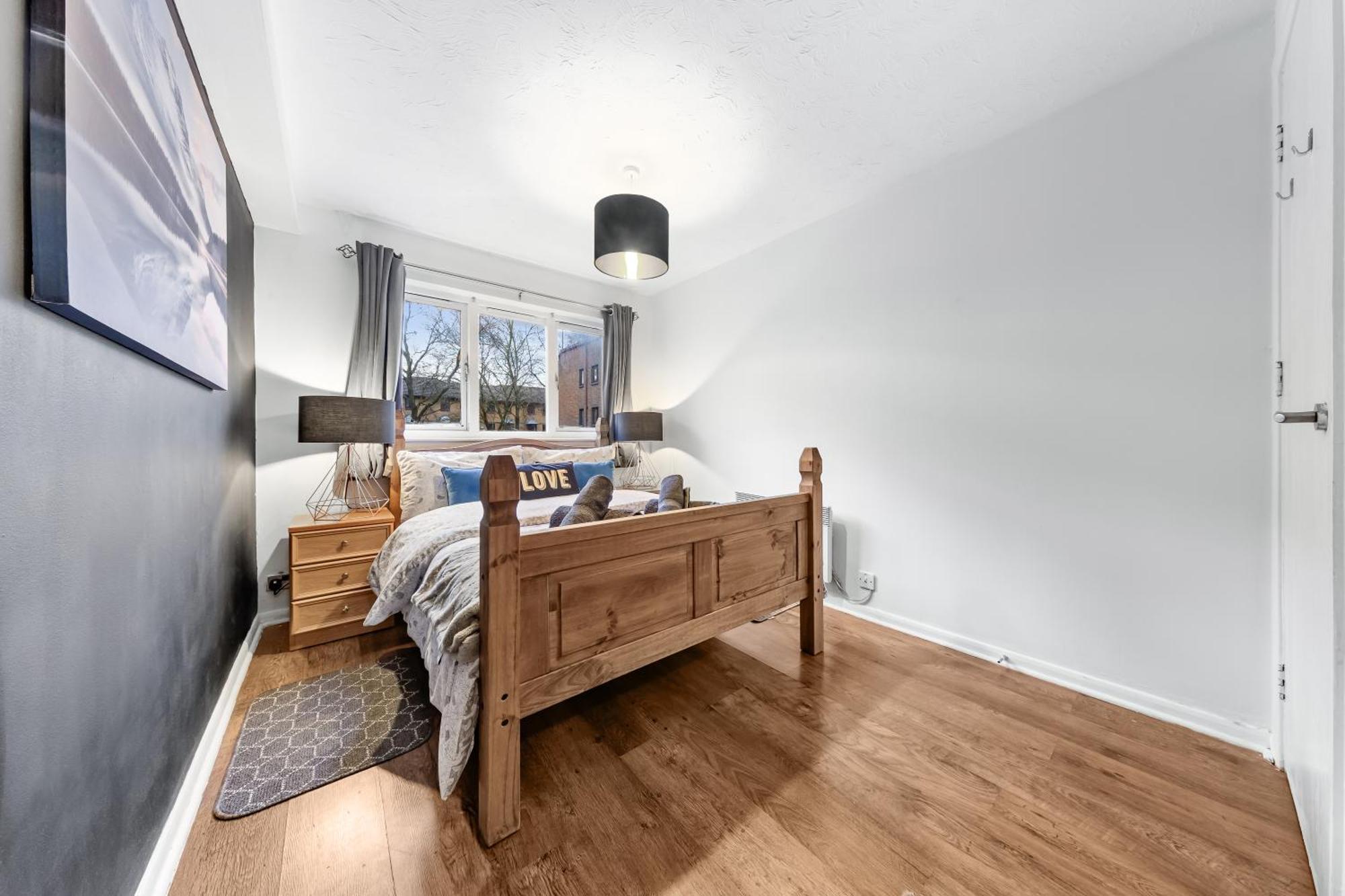 Quirky Canary 2Bed, Free Parking, Smart Tv & Games London Bagian luar foto